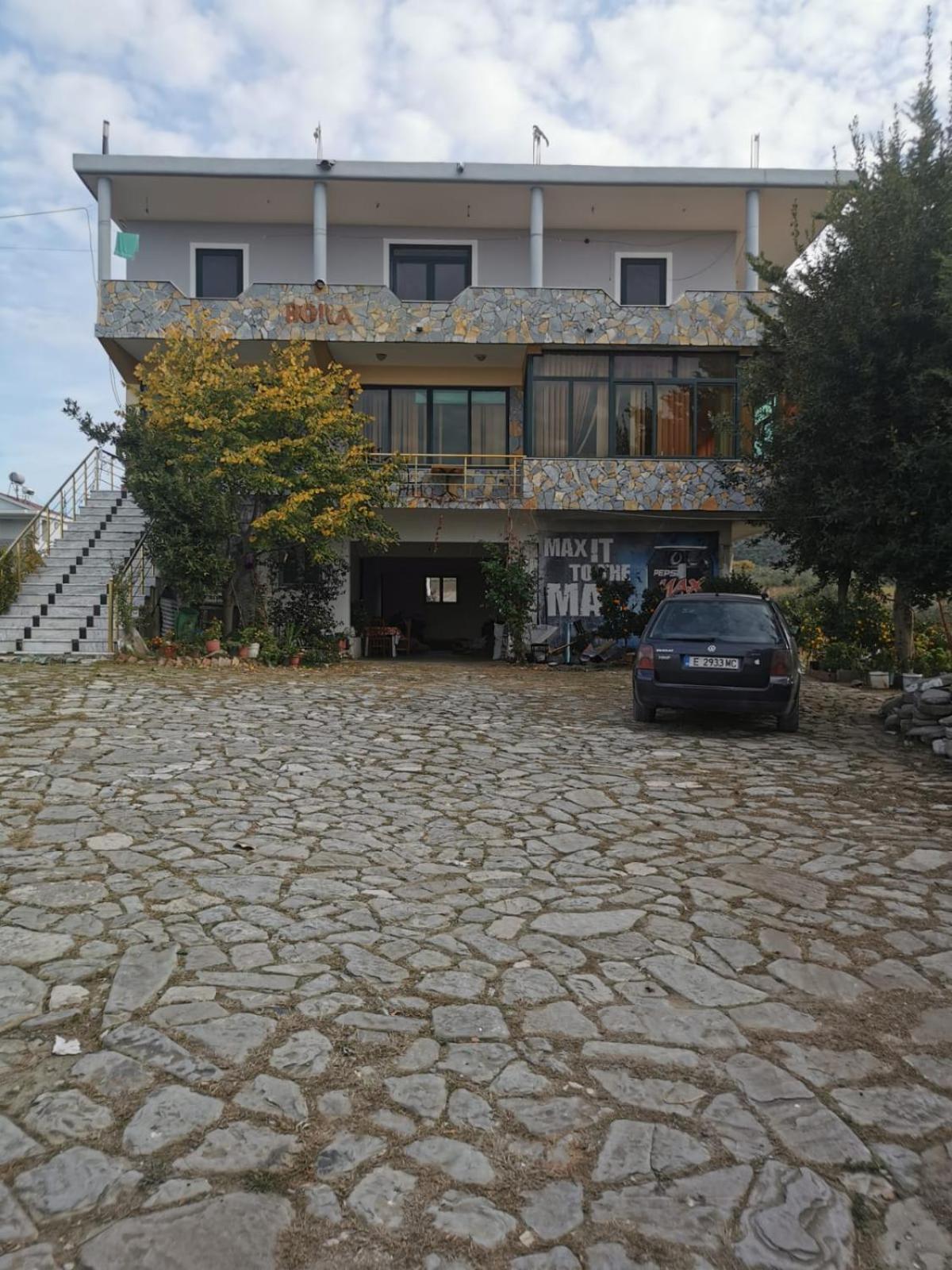 Hotel Bora Gostime Екстер'єр фото